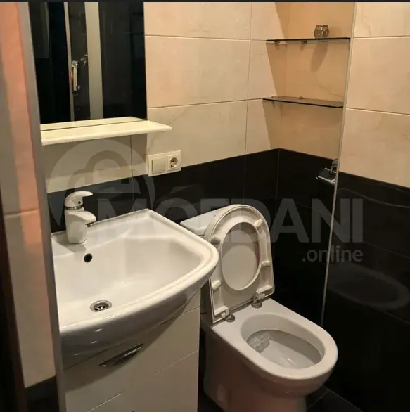 ქირავდება 2 ოთახიანი ბინა 50მ² 3/6 სართ თბილისი - photo 2