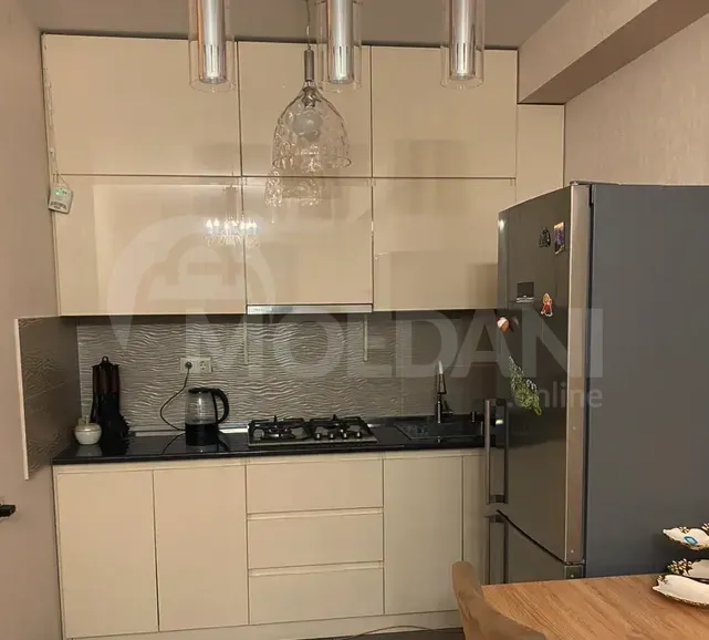 ქირავდება 2 ოთახიანი ბინა 55მ² 5/23 სართ თბილისი - photo 7