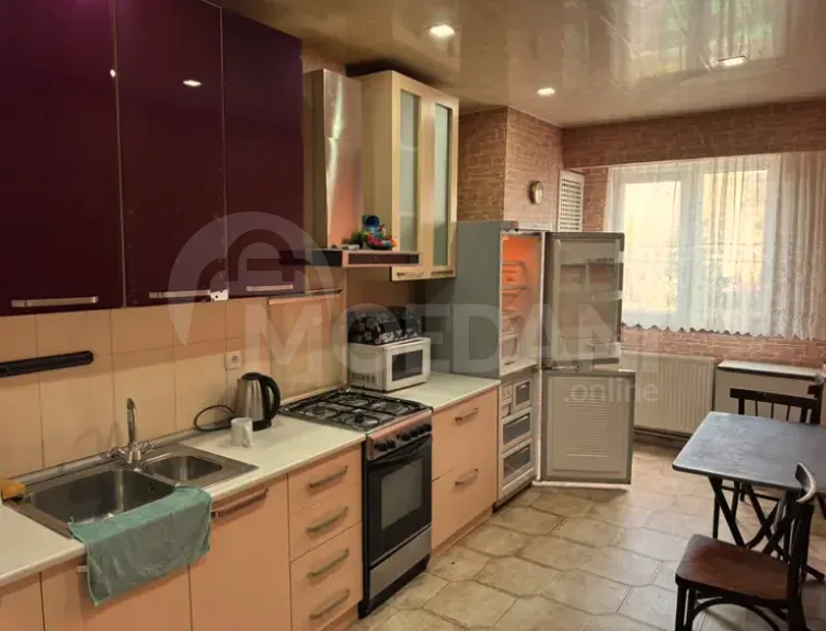 Сдам 3-комн. квартиру 100м² 5/16 эт. Тбилиси - изображение 4