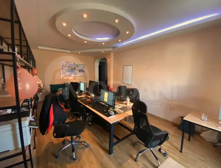 იყიდება 4 ოთახიანი ბინას 140მ² 5/12 სართ თბილისი - photo 2