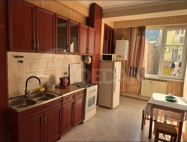 Сдам 2-комн. квартиру 83м² 4/8 эт. Тбилиси - изображение 1