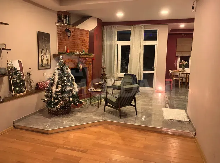 Продам 4-комн. квартиру 192м² 5/6 эт. Тбилиси - изображение 1