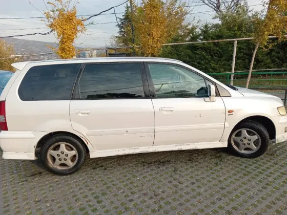 Mitsubishi Chariot 1998 Тбилиси