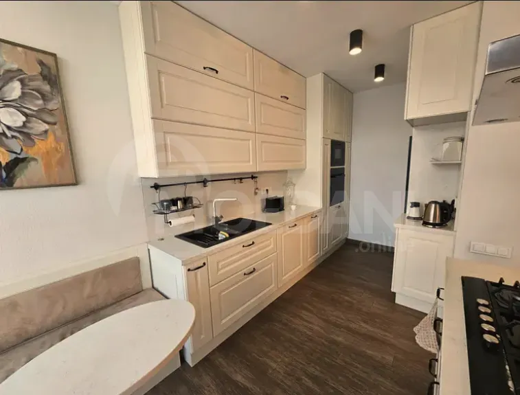 Продам 5-комн. квартиру 183м² 5/10 эт. Тбилиси - изображение 3