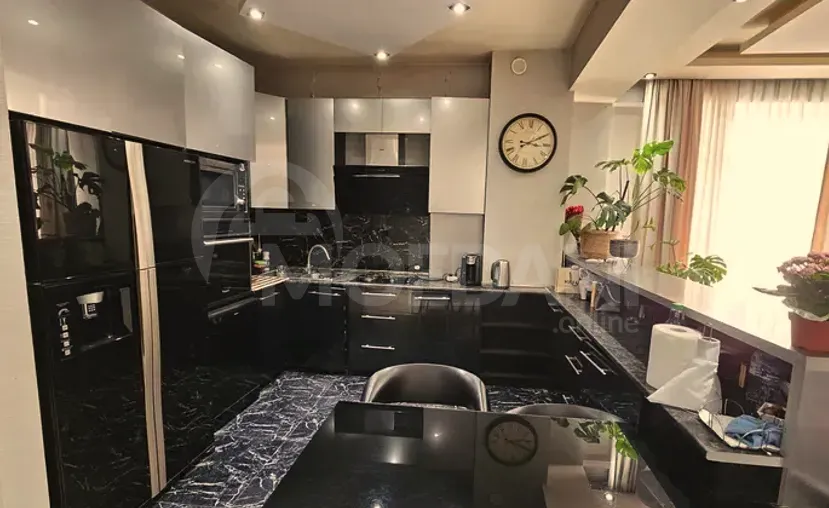 იყიდება 4 ოთახიანი ბინას 100მ² 12/15 სართ თბილისი - photo 3