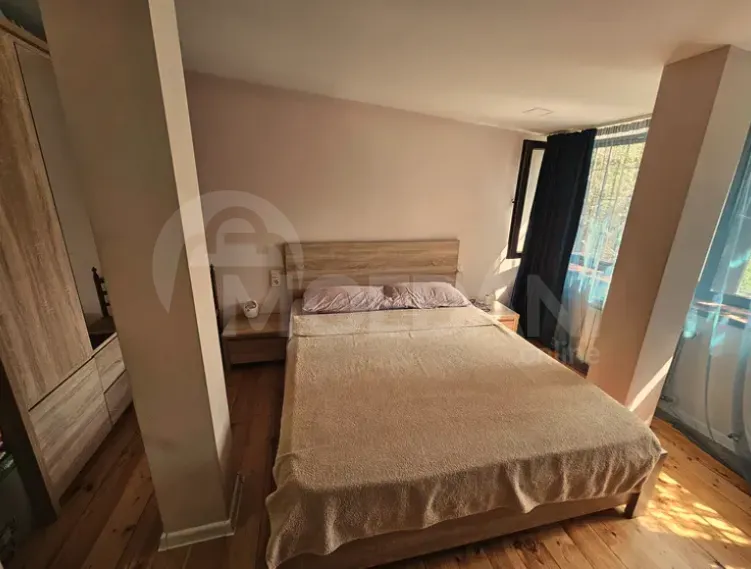 Продам 5-комн. квартиру 275м² 1/2 эт. Тбилиси - изображение 4