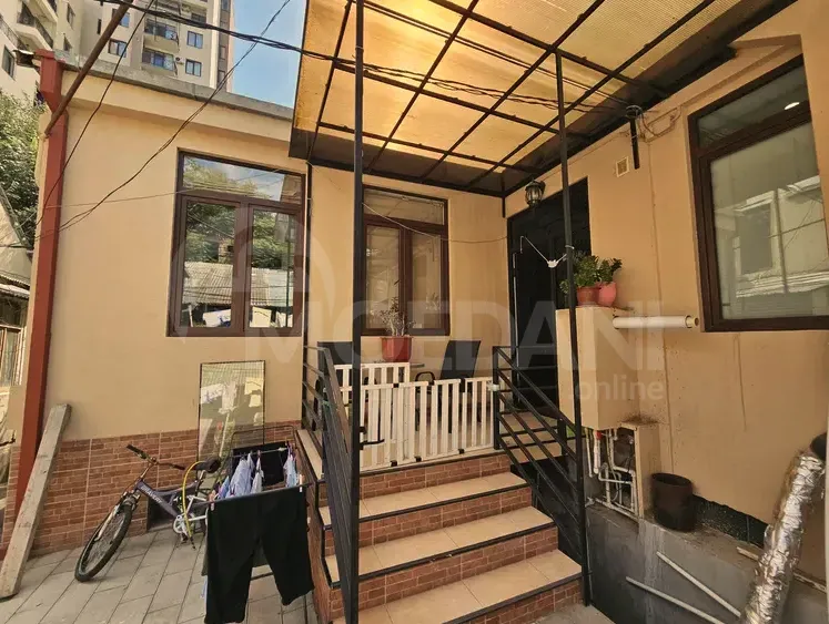 Продам 5-комн. квартиру 275м² 1/2 эт. Тбилиси - изображение 12