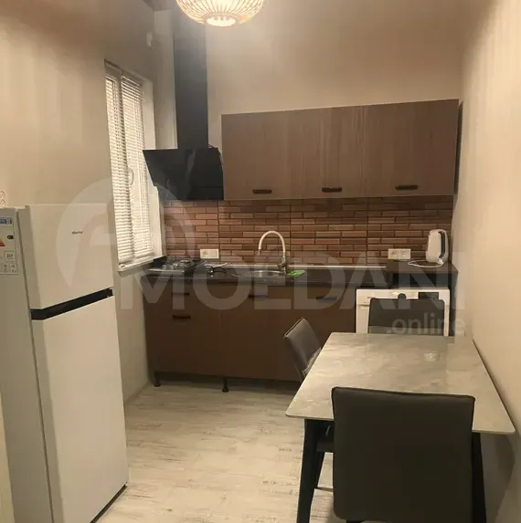 Сдам 2-комн. квартиру 45м² 1/1 эт. Тбилиси - изображение 1
