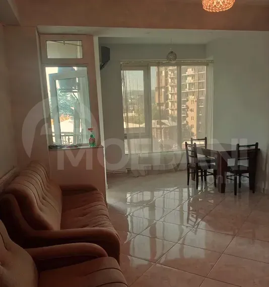 ქირავდება 3 ოთახიანი ბინა 706მ² 5/12 სართ თბილისი - photo 1