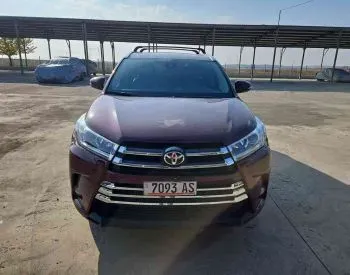 Toyota Highlander 2018 თბილისი