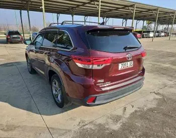 Toyota Highlander 2018 თბილისი