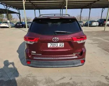 Toyota Highlander 2018 თბილისი