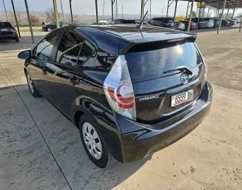 Toyota Prius C 2014 თბილისი