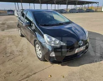 Toyota Prius C 2014 თბილისი - photo 3