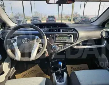 Toyota Prius C 1.5L 2014 Tbilisi - photo 6