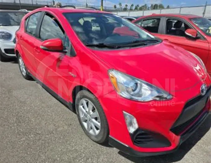 Toyota Prius C 1.5L 2017 Тбилиси - изображение 2