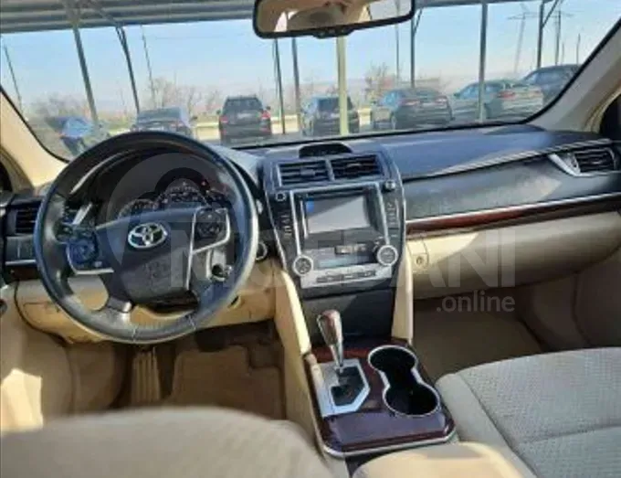 Toyota Camry 2.5L 2014 Тбилиси - изображение 6