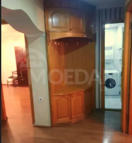 Сдам 4-комн. квартиру 100м² 5/10 эт. Тбилиси - изображение 5