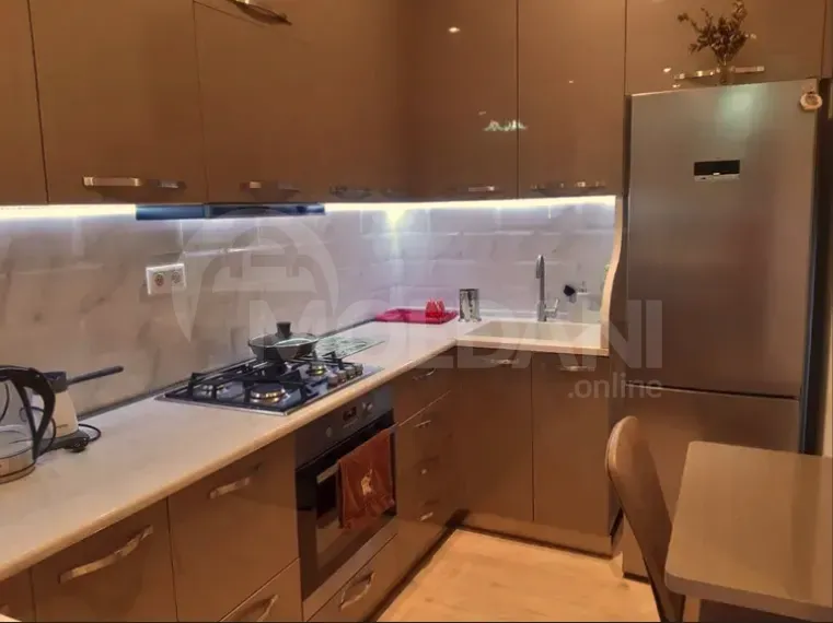 ქირავდება 3 ოთახიანი ბინა 80მ² 9/15 სართ თბილისი - photo 4