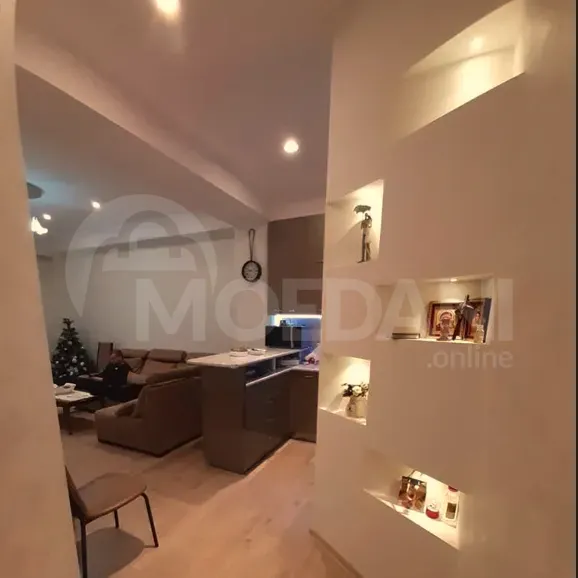 ქირავდება 3 ოთახიანი ბინა 80მ² 9/15 სართ თბილისი - photo 1