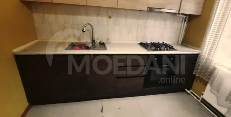 ქირავდება 3 ოთახიანი ბინა 75მ² 5/10 სართ თბილისი - photo 1