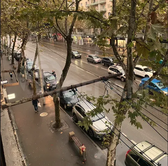 ქირავდება 2 ოთახიანი ბინა 41მ² 3/5 სართ თბილისი - photo 8