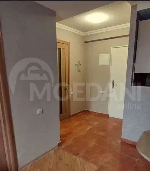 ქირავდება 2 ოთახიანი ბინა 60მ² 5/10 სართ თბილისი - photo 3