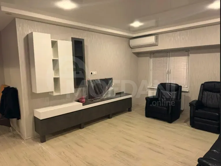 Сдам 3-комн. квартиру 80м² 3/12 эт. Тбилиси - изображение 4