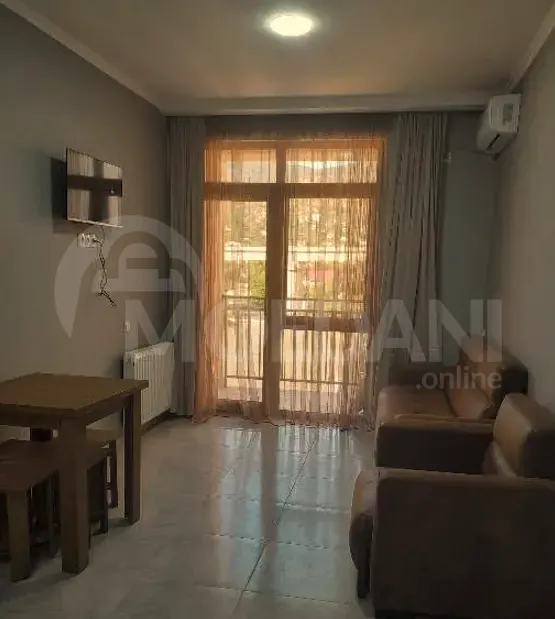 ქირავდება 2 ოთახიანი ბინა 41მ² 8/8 სართ თბილისი - photo 1