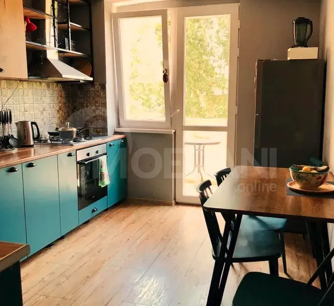 Сдам 4-комн. квартиру 100м² 7/10 эт. Тбилиси - изображение 1