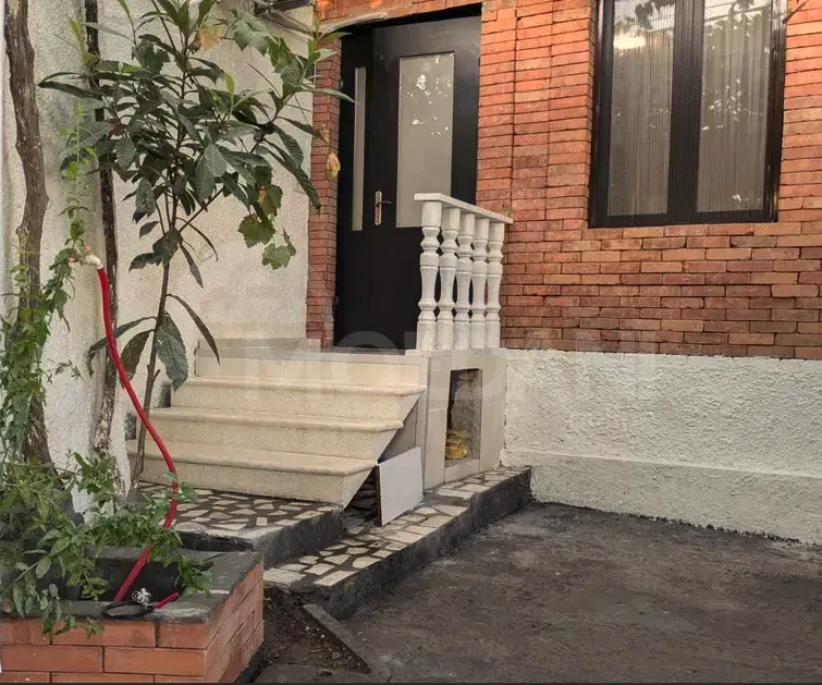 Сдам 2-комн. квартиру 50м² 1/1 эт. Тбилиси - изображение 3