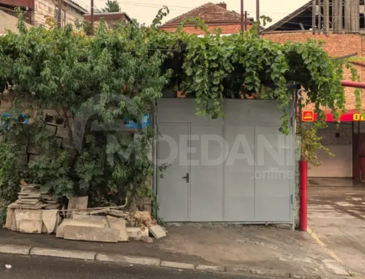 Сдам 2-комн. квартиру 50м² 1/1 эт. Тбилиси - изображение 2