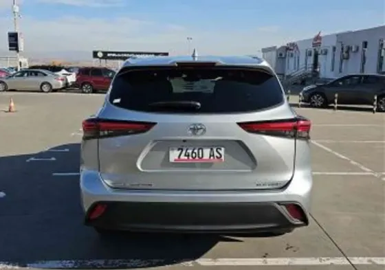 Toyota Highlander 2023 Tbilisi