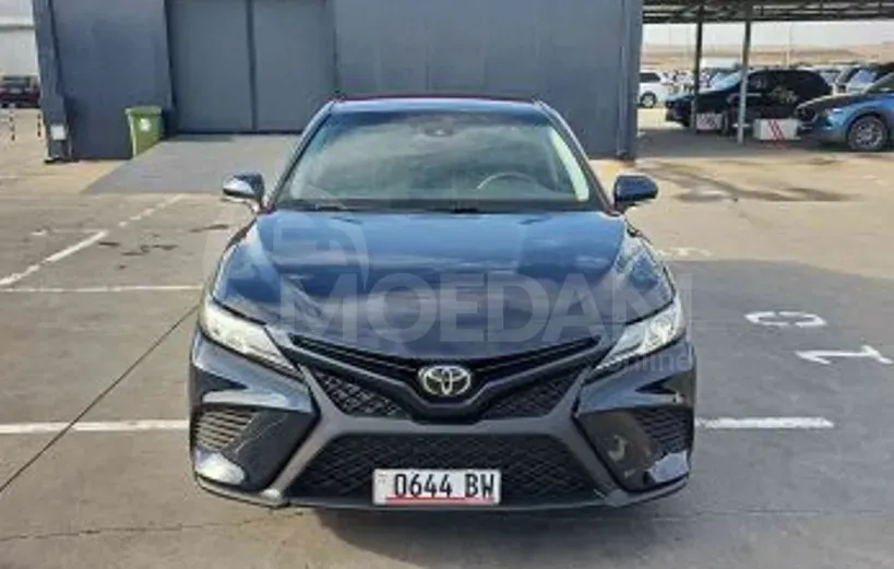 Toyota Camry 2.5L 2018 Тбилиси - изображение 1
