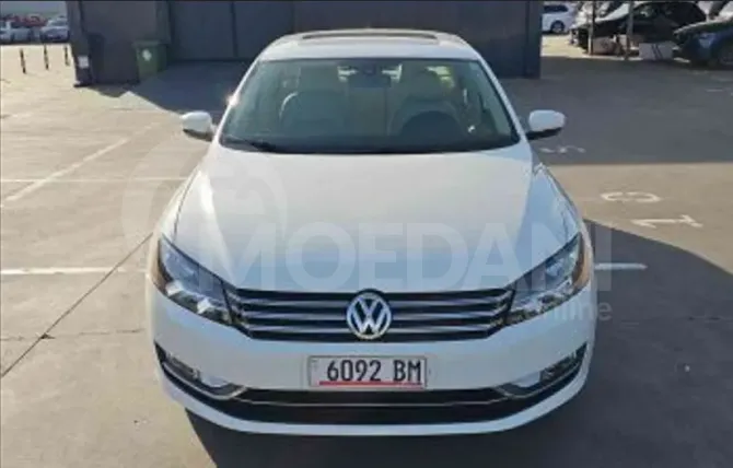 Volkswagen Passat 1.8 2015 Тбилиси - изображение 1