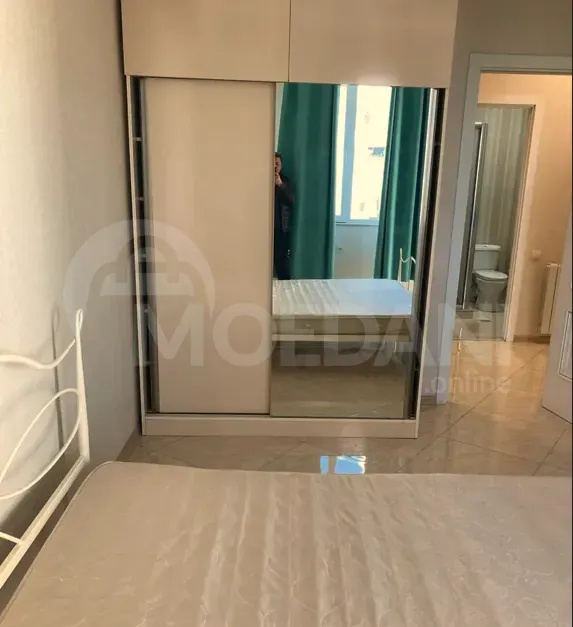 ქირავდება 2 ოთახიანი ბინა 55მ² 10/15 სართ თბილისი - photo 4