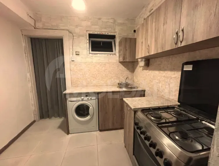 Сдам 2-комн. квартиру 60м² 1/1 эт. Тбилиси - изображение 1