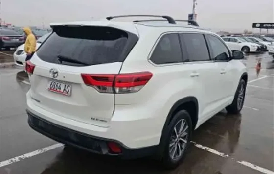 Toyota Highlander 2018 Tbilisi