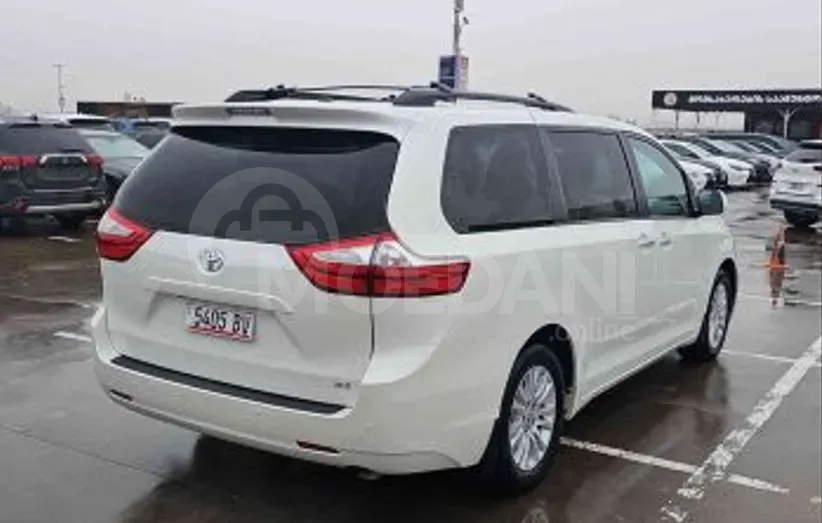 Toyota Sienna 3.5L 2015 Тбилиси - изображение 6