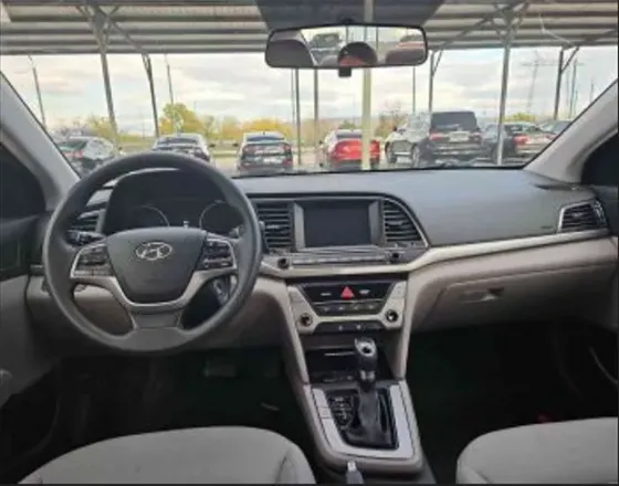 Hyundai Elantra 2018 თბილისი