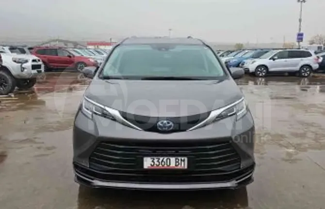 Toyota Sienna 2021 Тбилиси - изображение 1