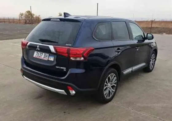 Mitsubishi Outlander 2017 თბილისი