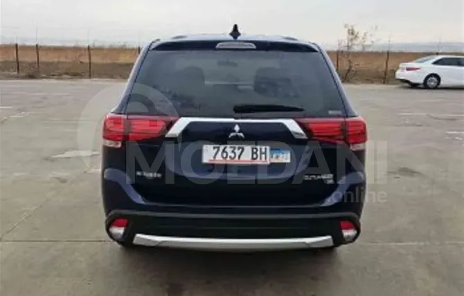 Mitsubishi Outlander 2017 Тбилиси - изображение 5