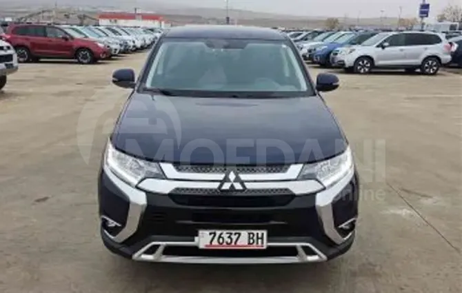 Mitsubishi Outlander 2017 Тбилиси - изображение 2