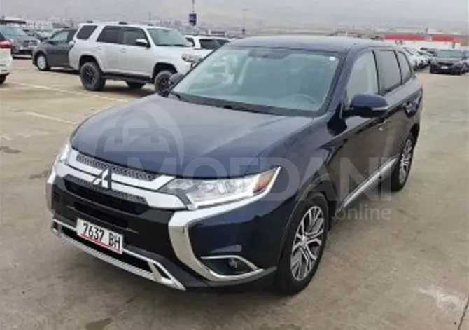 Mitsubishi Outlander 2017 Тбилиси - изображение 1