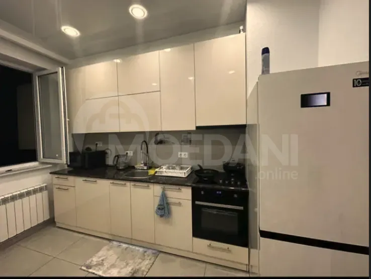 Сдам 3-комн. квартиру 100м² 3/12 эт. Тбилиси - изображение 1