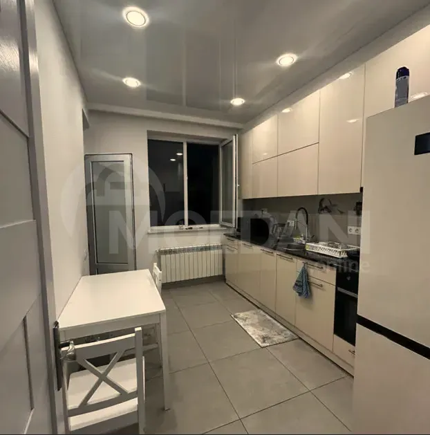 Сдам 3-комн. квартиру 100м² 3/12 эт. Тбилиси - изображение 6