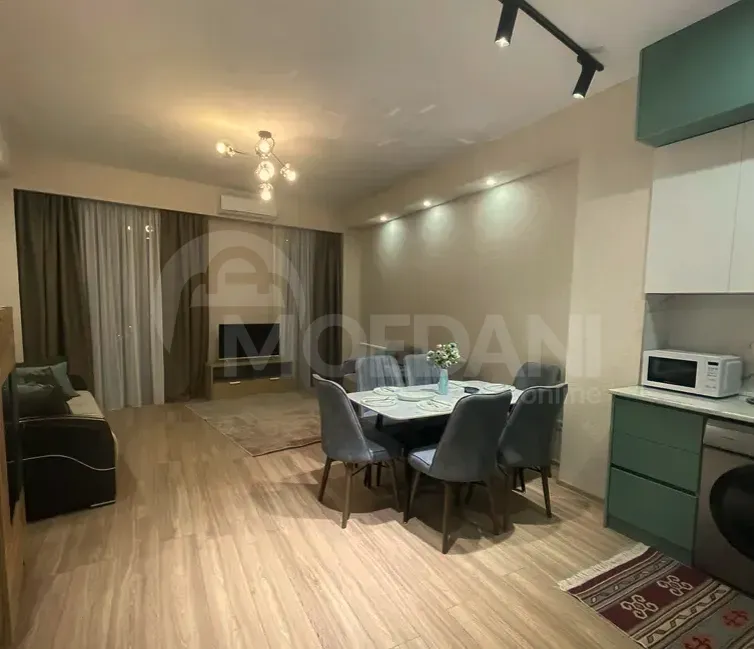 ქირავდება 2 ოთახიანი ბინა 60მ² 11/15 სართ თბილისი - photo 11