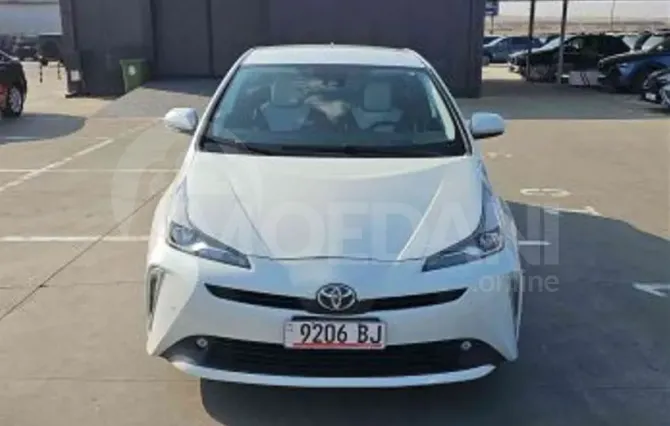 Toyota Prius 2022 Тбилиси - изображение 1