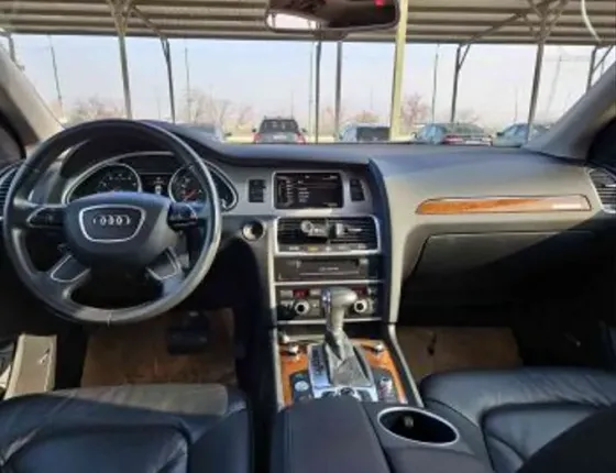 Audi Q7 2015 თბილისი